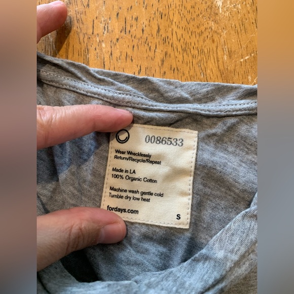 Lightweight soft 100% organic cotton tee, Women’s S - Picture 5 of 5